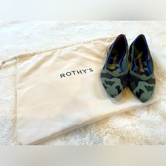 Rothy’s - Point Flat - Picture 1 of 6